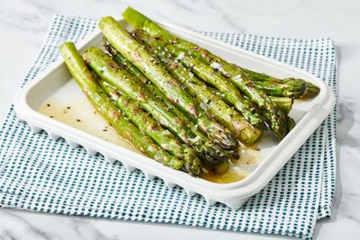 Asparagus with Lemon Sauce
