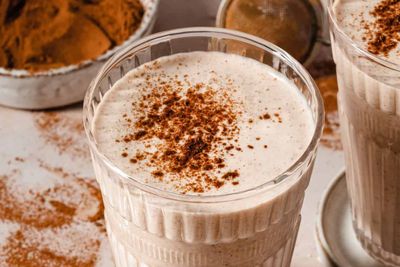 Cinnamon Roll Smoothie