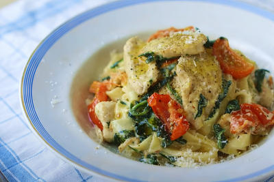 Creamy Chicken and Spinach Pasta