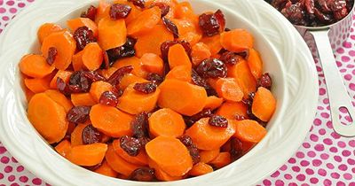 Glazed Carrots and Cranberries