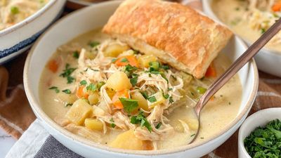 Instant Pot Chicken Pot Pie Soup