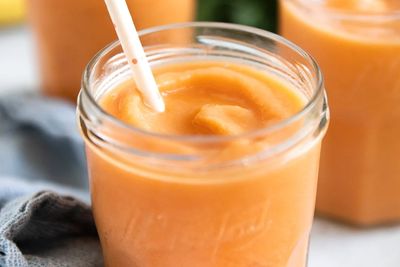 Tropical Carrot Mango Smoothie