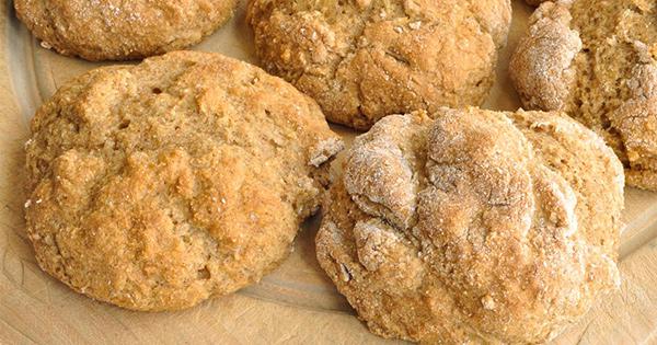 Whole-Wheat Yogurt Rolls